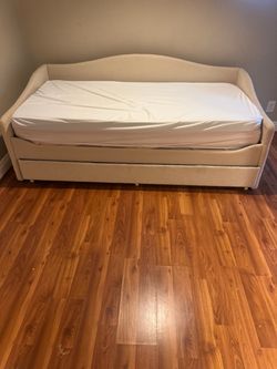 Trundle Bed