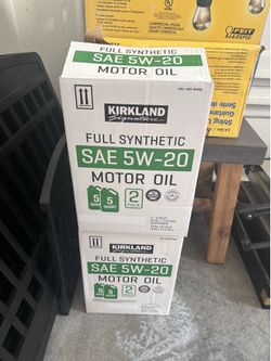 4 cans of synthetic car oil