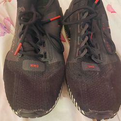 *Rare* Adidas NMD R1 V2 shoes