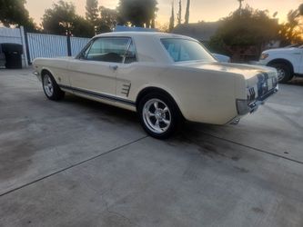 1966 Ford Mustang
