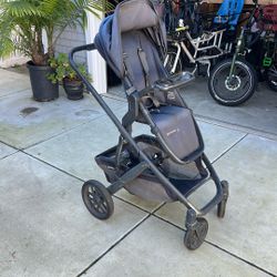 Uppababy V2 Vista Stroller