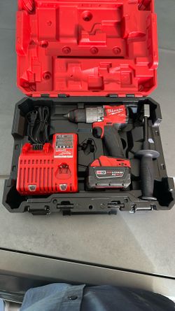 Milwaukee Hammer Drill Driver Set