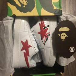 BAPESTAS WHITE SHARK