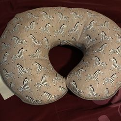  Baby Feeding Pillow