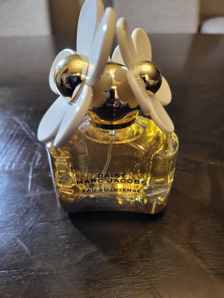 Designer Perfumes collections! All Original!
Prices difference. EACH $
[ SAVAGE, VERSACE, VALENTINO DONNA, JEAN PAUL GAULTIER, OPIUM, TOMFORD OUD W