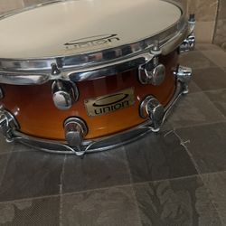 Union 6.5” X 14” 10 Lug Birch Wood Snare Drum