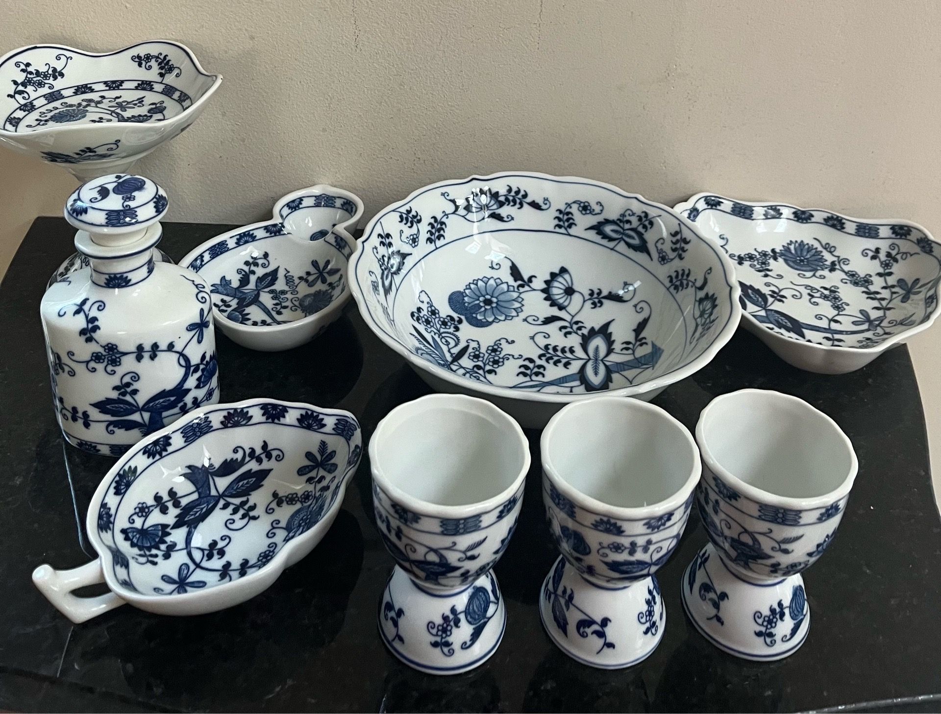 #9 BLUE ONION:VIENNA WOODS/ BLUE DANUBE FINE CHINA