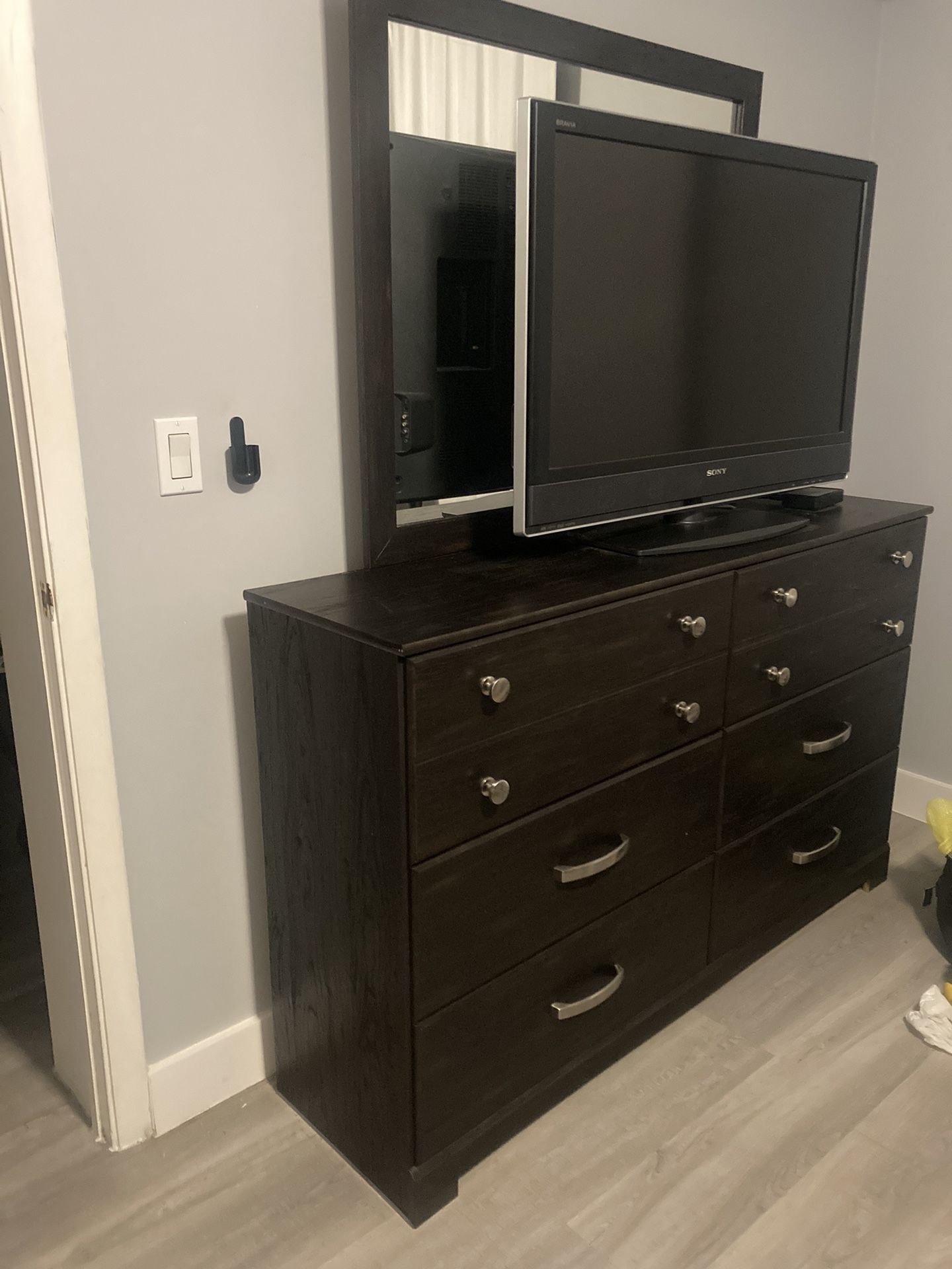 Beautiful Modern Dresser With Mirror- Practically New!