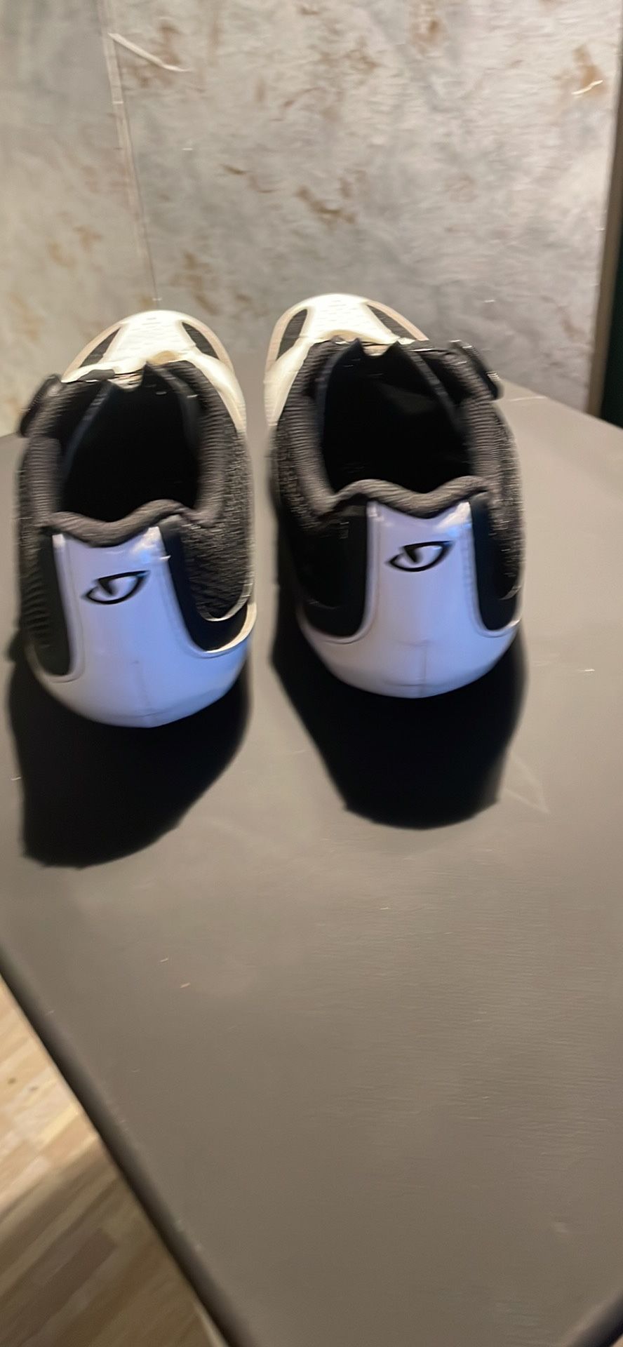 Giro Savix Cycling Shoes (M Size 43) With Spin Attachments!