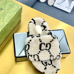 Autumn and winter sheepskin slippers