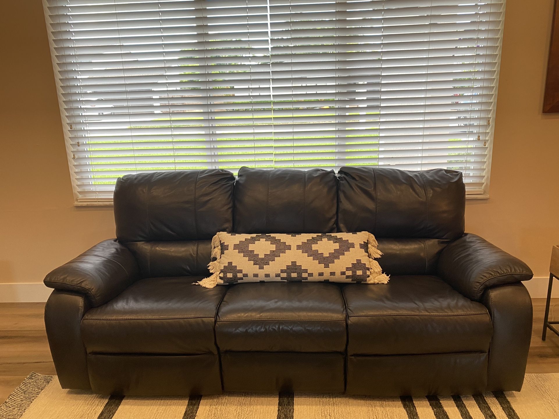 Leather Couches for Sale in Miami, FL OfferUp