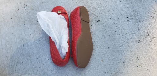 Womens Red Flats