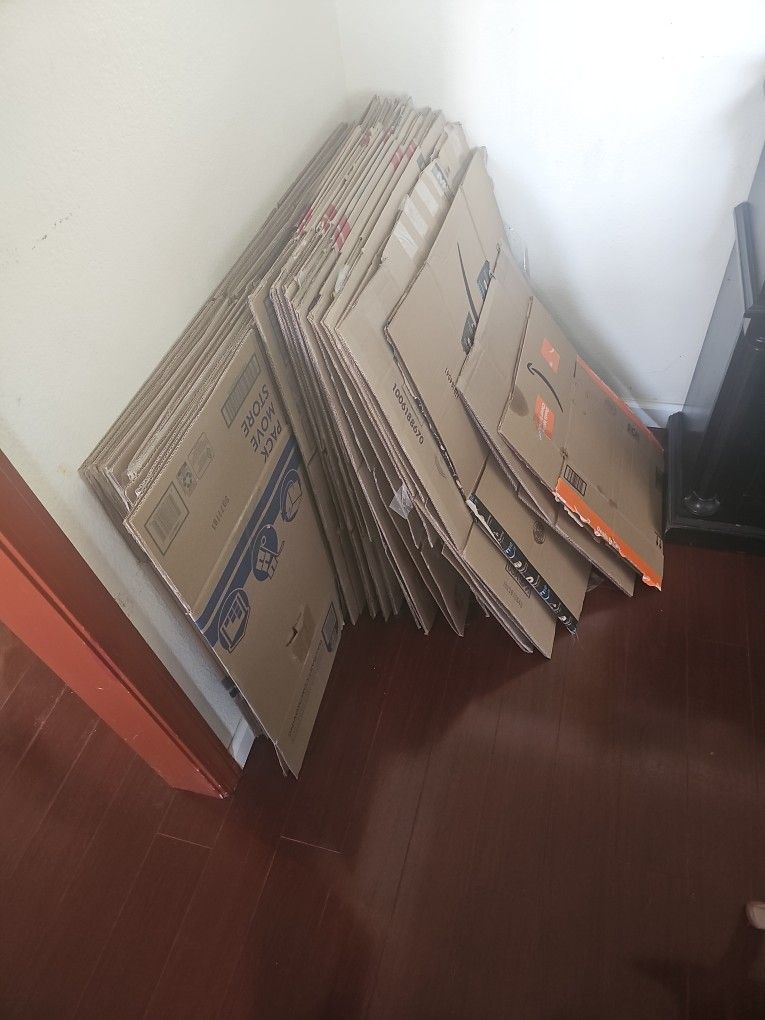 FREE FREE 24 MOVING BOXES MEDIUM & LARGE FREE FREE