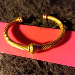 Gold Toned Twisted Rope Bracelet