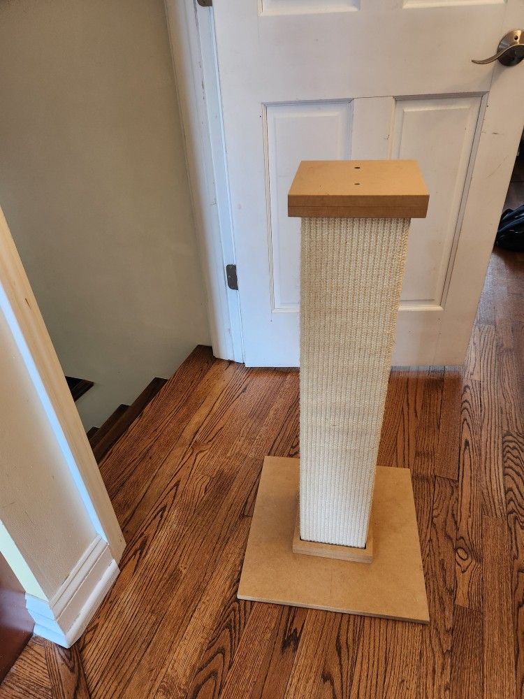 Cat Scratching Post