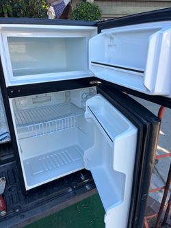 Mini Fridge with Top Freezer