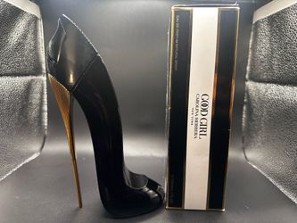 Good girl Carolina Herrera EDP 5oz