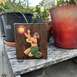 VTG Hula Girl Kleenex (Tissue) Holder