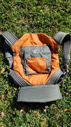 Adjustable Onya Baby Carrier