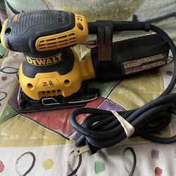 Dewalt Sander 