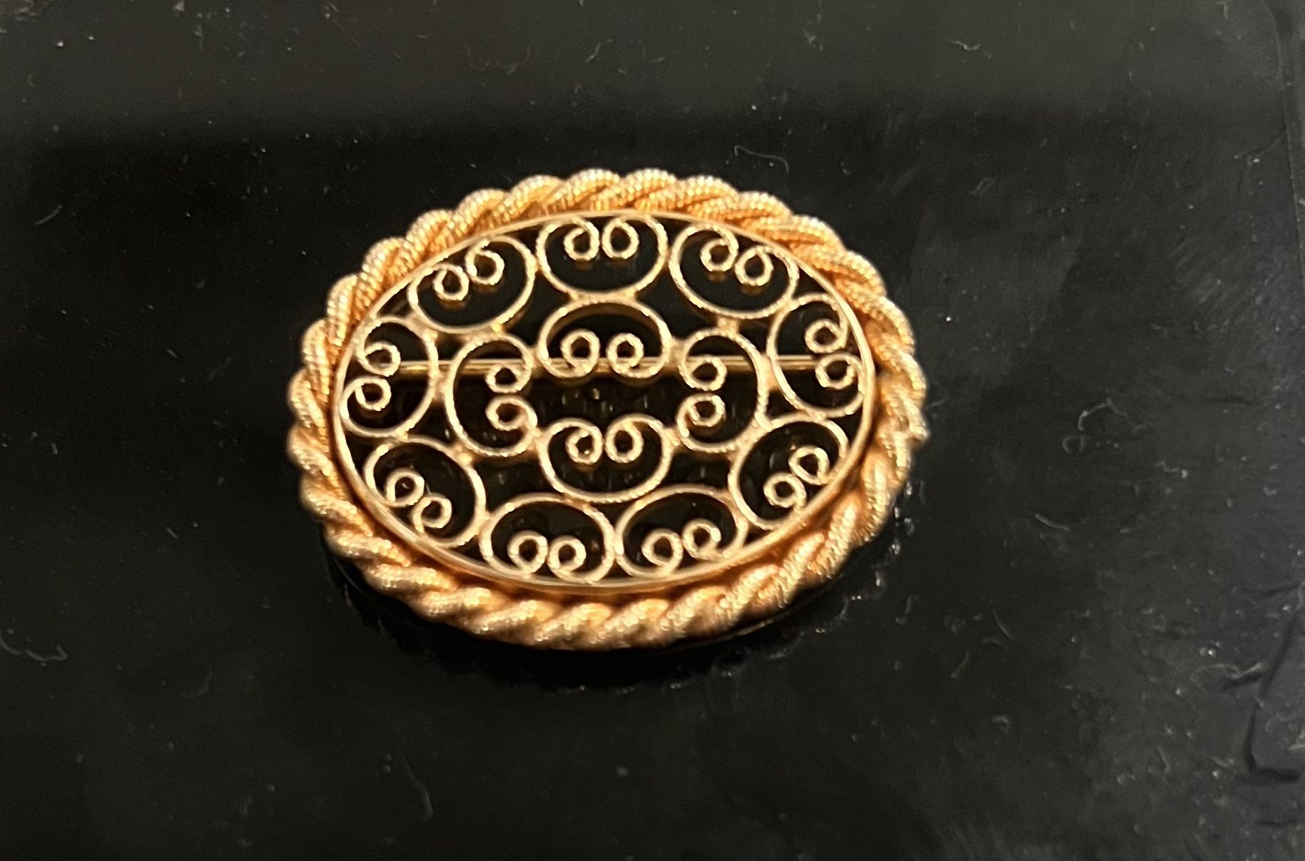 ANTIQUE 12K GF (GOLD FILLED) BROOCH PIN