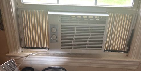 AC Window Unit
