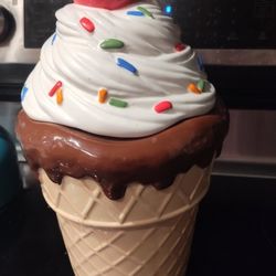 Cookie Jar-" Ice Cream Cone" 