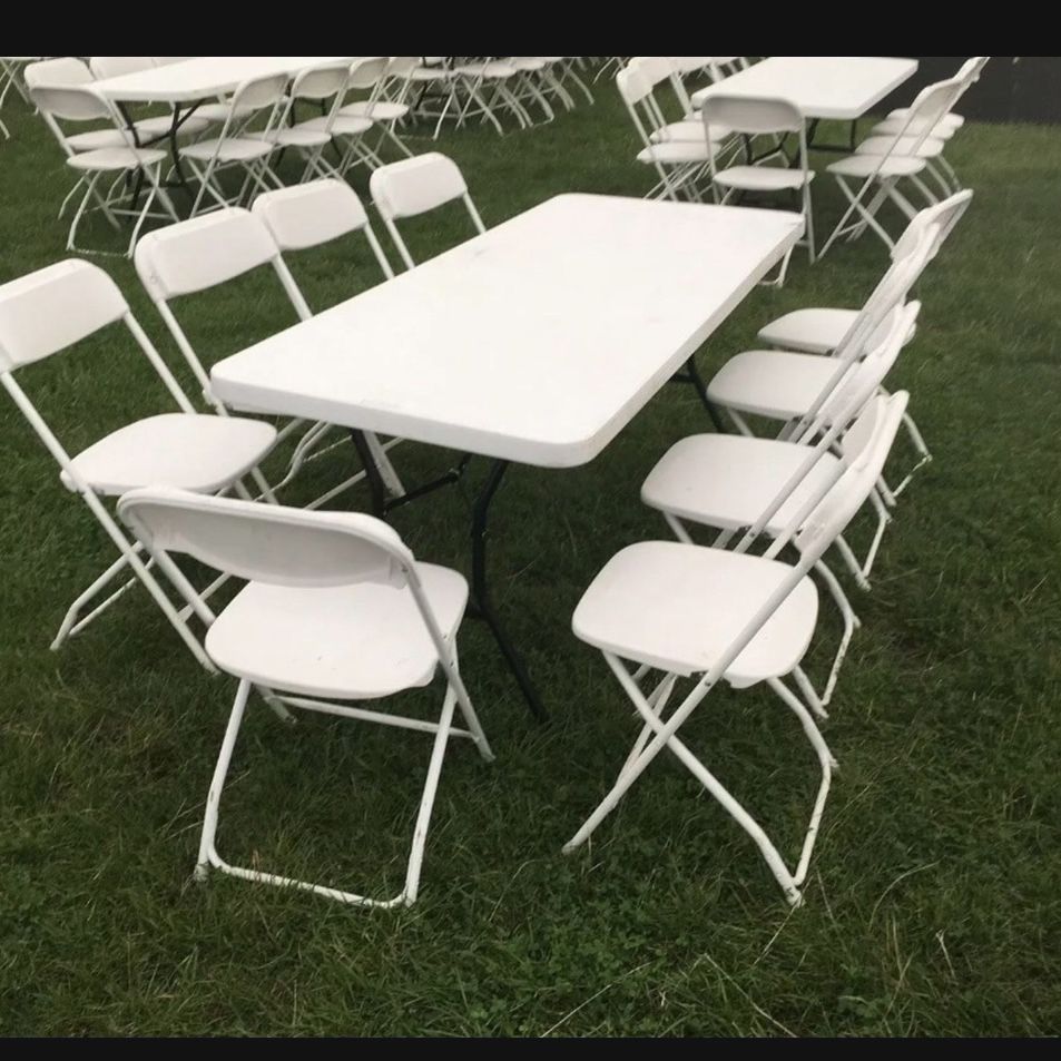 USED FOLDABLE CHAIRS & TABLES 4 SALE