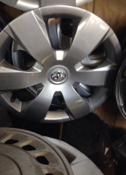 2008-2009 Toyota Camry hubcap16"