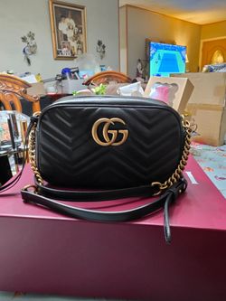 Gucci GG Marmont Crossbody Bag