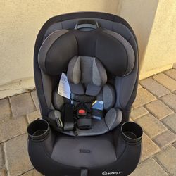 *Brand New* Safety 1st Grow and Go All-in-One Slim Convertible Car Seat, Rear & Forward Facing, Fits 5-100 lbs