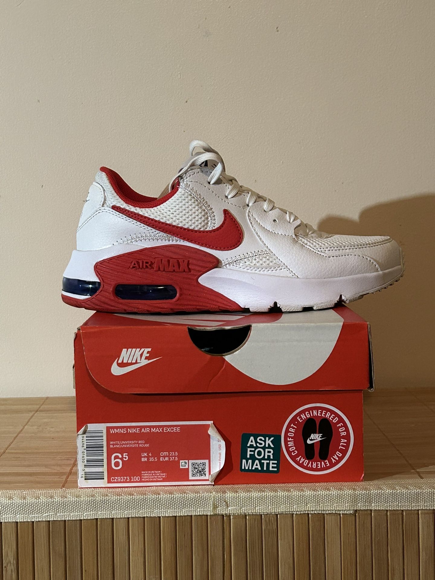 Nike