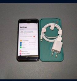 iPhone SE  2nd Gen   💯%  Battery Health Unlocked  for all Carriers $120 Super Firm