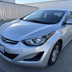 2015 Hyundai Elantra SE Clean title 103 k miles  Everything works no leaks  Gas ⛽️ saver 5900$ Ready for Uber or Lyft  	       ABS Brakes 		Air Condit