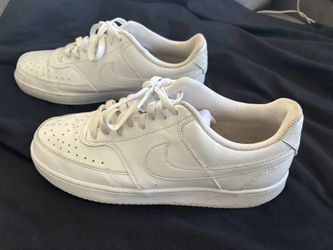 White Nike Court Vision Size 9 1/2 To 10 Great Condition Asking $15 A Pair - They Go For $90 Plus Tax Brand New👟👟👟
