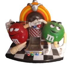 CANDY DISPENSER M&M Jukebox, Rock and Roll Cafe, M and M Dispenser 