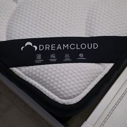 Dream Cloud Mattresses (king) 2 TXL