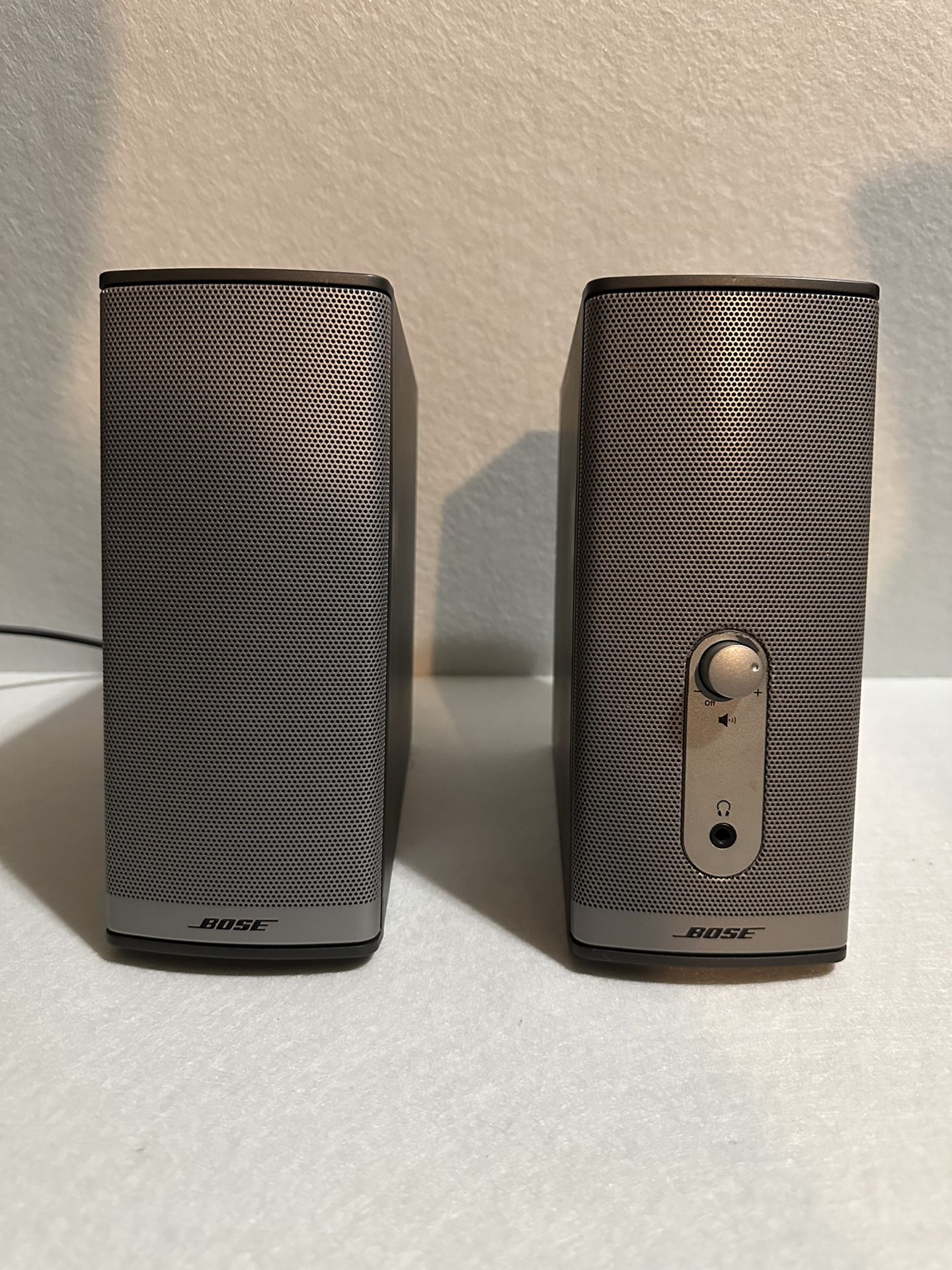 Bose Desk Speakers - Bose Companion 2 Series II Multimedia Speaker System