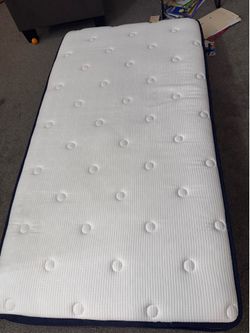 Twin mattress