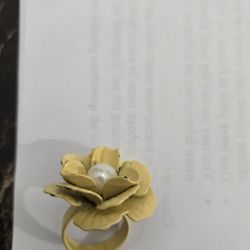 Yellow Ring With Pearl Size 6