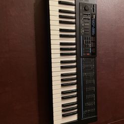 Korg Poly 800 II