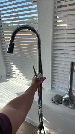 Moen 7864 Kitchen Faucet