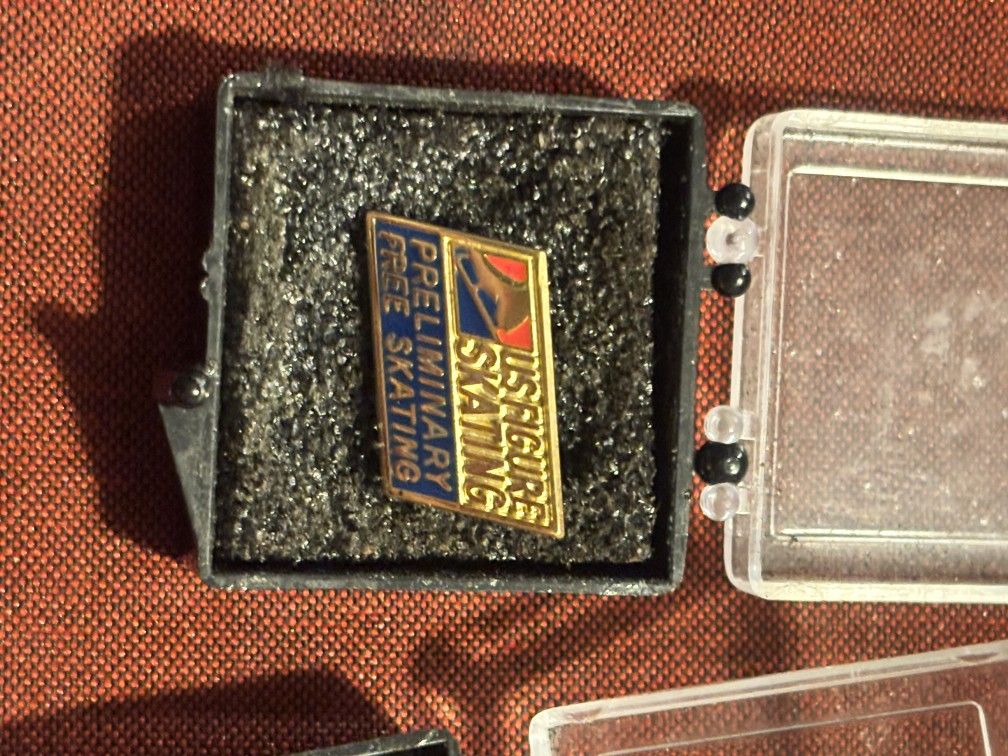 Figure Skating Pins