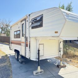 1989 Fleet wood Wilderness Yukon