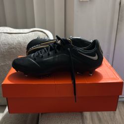 Nike Tiempos Leather 