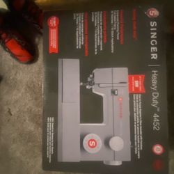 Singer Heavy Duty Sewing Machine 