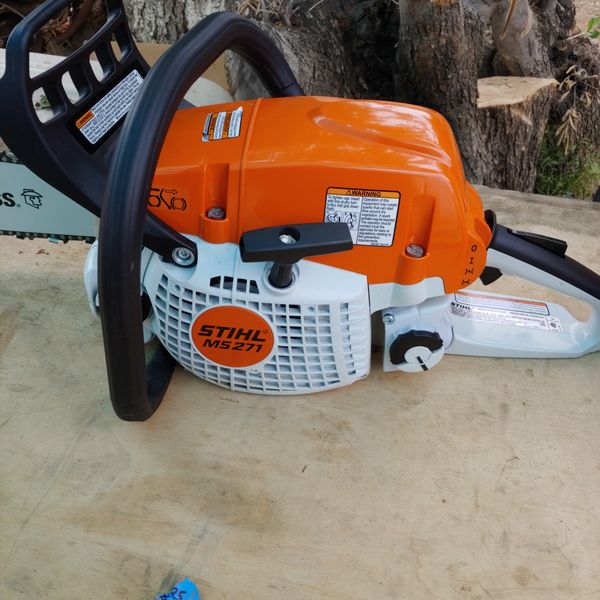Stihl ms 271 farm boss chainsaw 18" for Sale in San Fernando, CA OfferUp