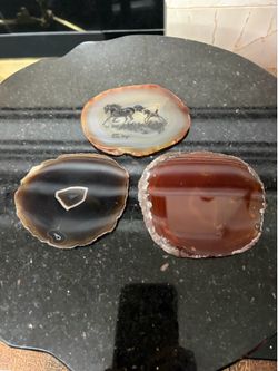 Set of 3 natural agate slices