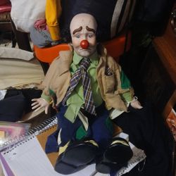 Clyde Dynasty Doll