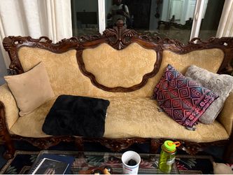 Luxury Victorian / Baroque Living Room Set – Solid Wood Carved Sofa + 2 Chairs
